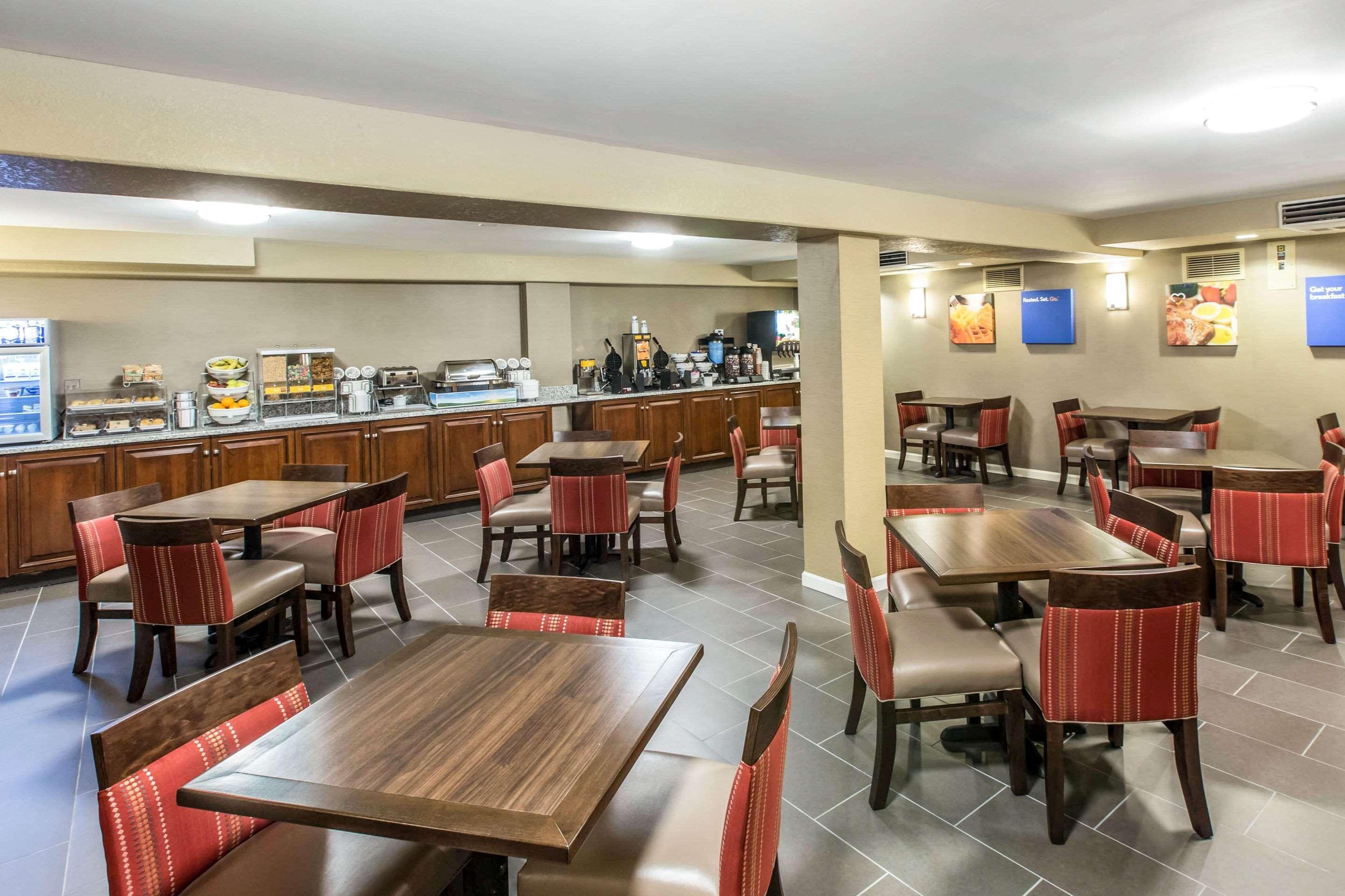 Comfort Inn & Suites Knoxville West Exteriör bild